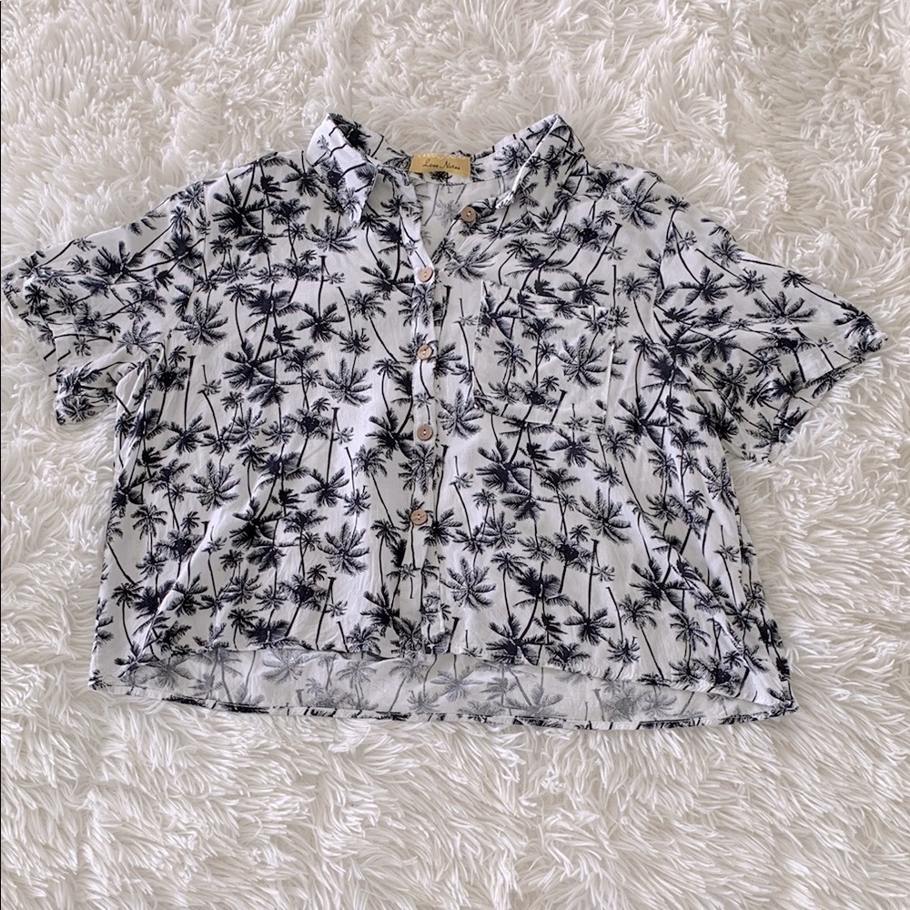 Love Notes Cropped Black and White Boxy Crop Button Down Shirt